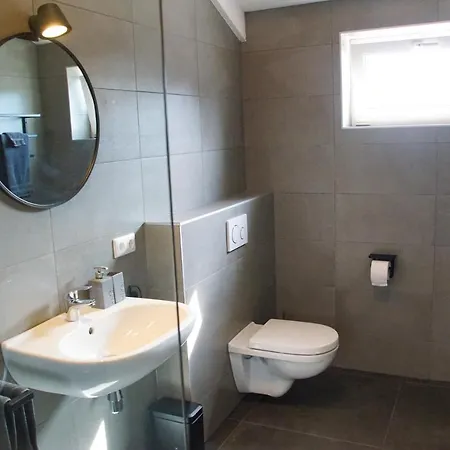 לינה וארוחת בוקר Vertoeven Bij Verhoeven Oud-Alblas