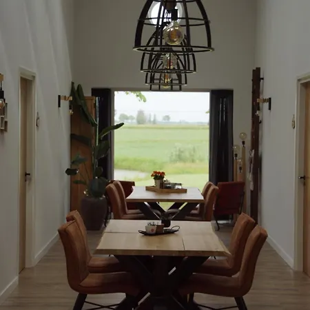 Vertoeven Bij Verhoeven ベッド・アンド・ブレックファスト 3*