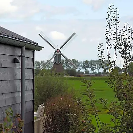 Vertoeven Bij Verhoeven Oud-Alblas
