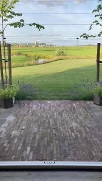 Vertoeven Bij Verhoeven Oud-Alblas