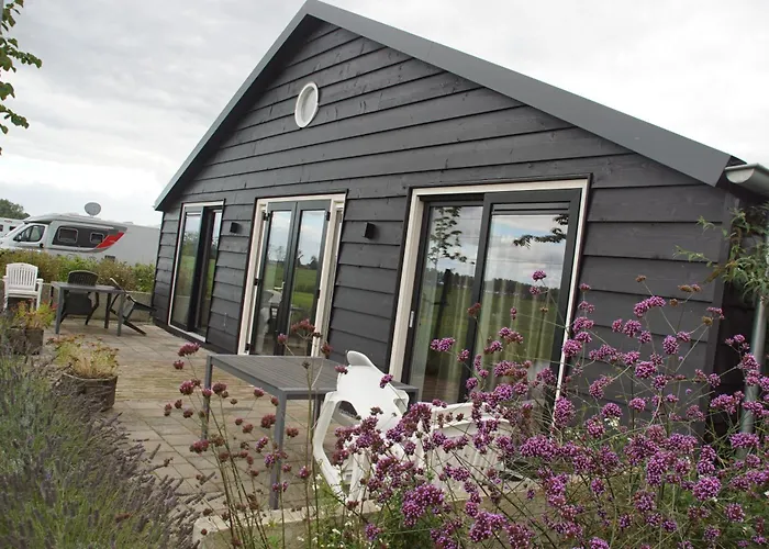 Vertoeven Bij Verhoeven Bed and breakfast Oud-Alblas