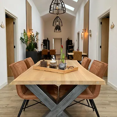 Vertoeven Bij Verhoeven Alojamento de Acomodação e Pequeno-almoço