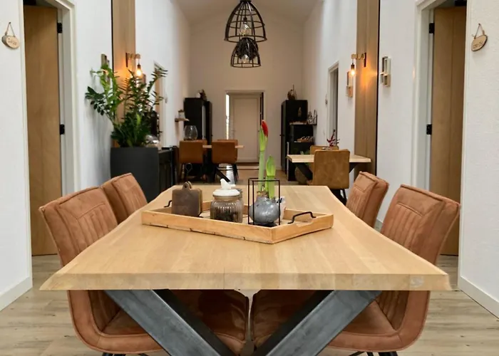 Vertoeven Bij Verhoeven Couette-café